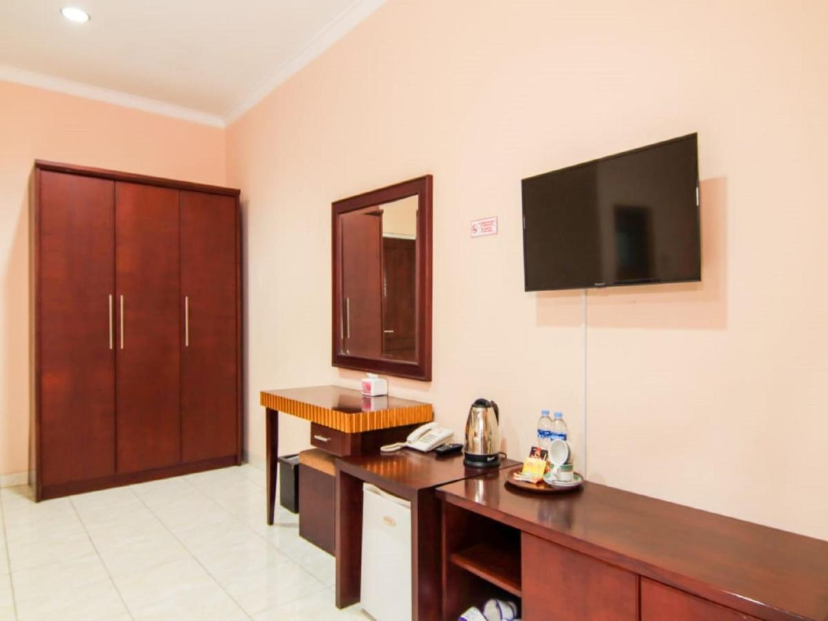 Hotel Signature Mandala Kencana Cianjur Buitenkant foto