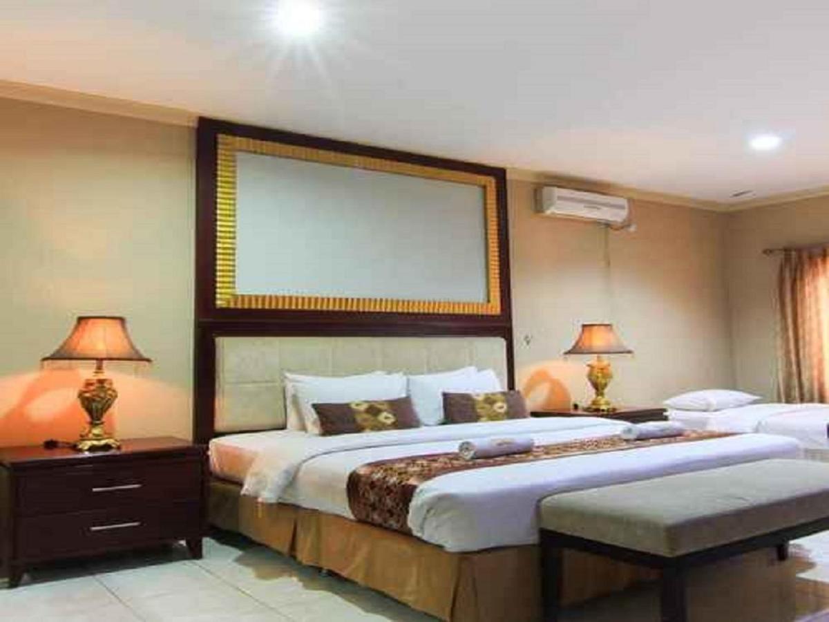 Hotel Signature Mandala Kencana Cianjur Buitenkant foto